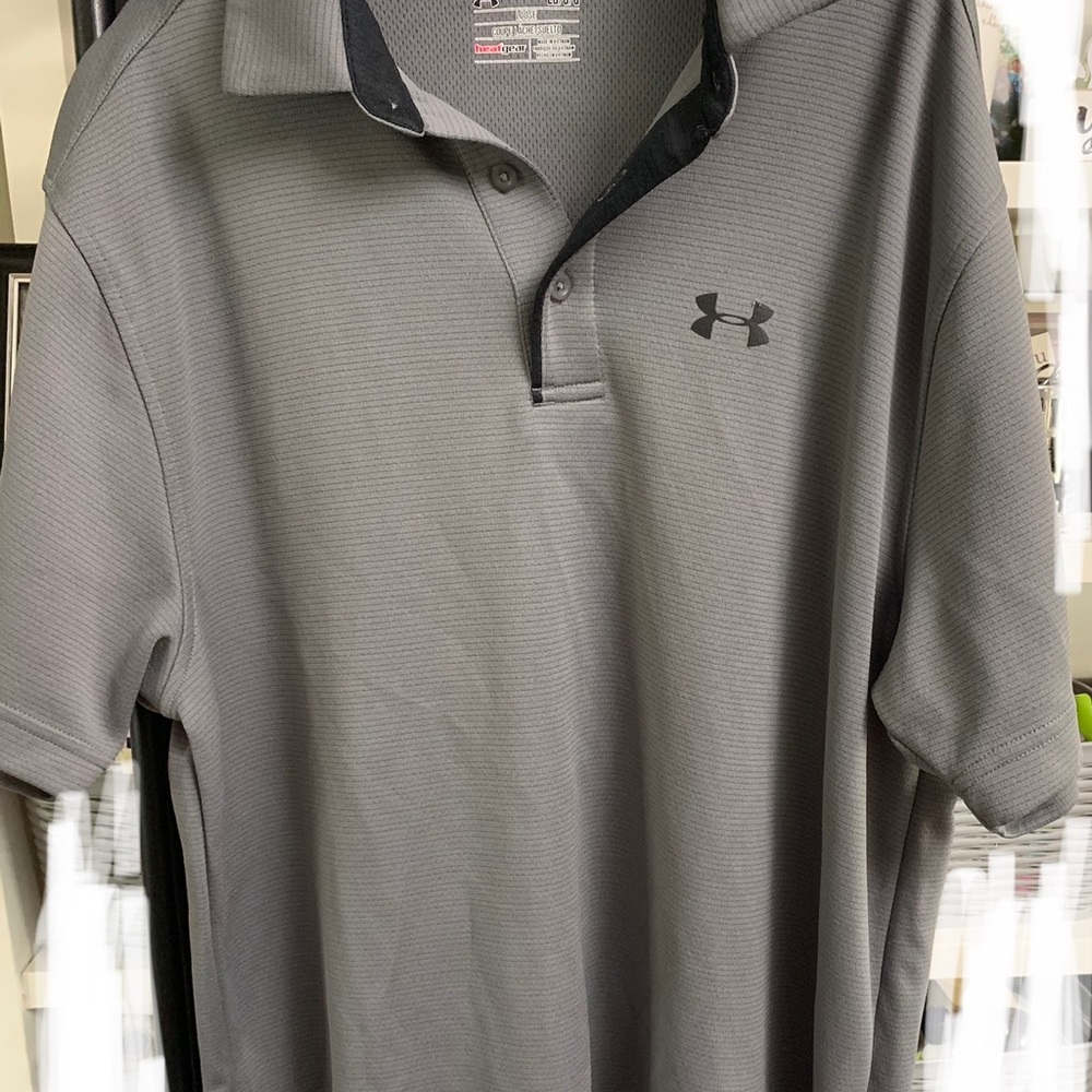 Used Under armour polo short sleeve shirt